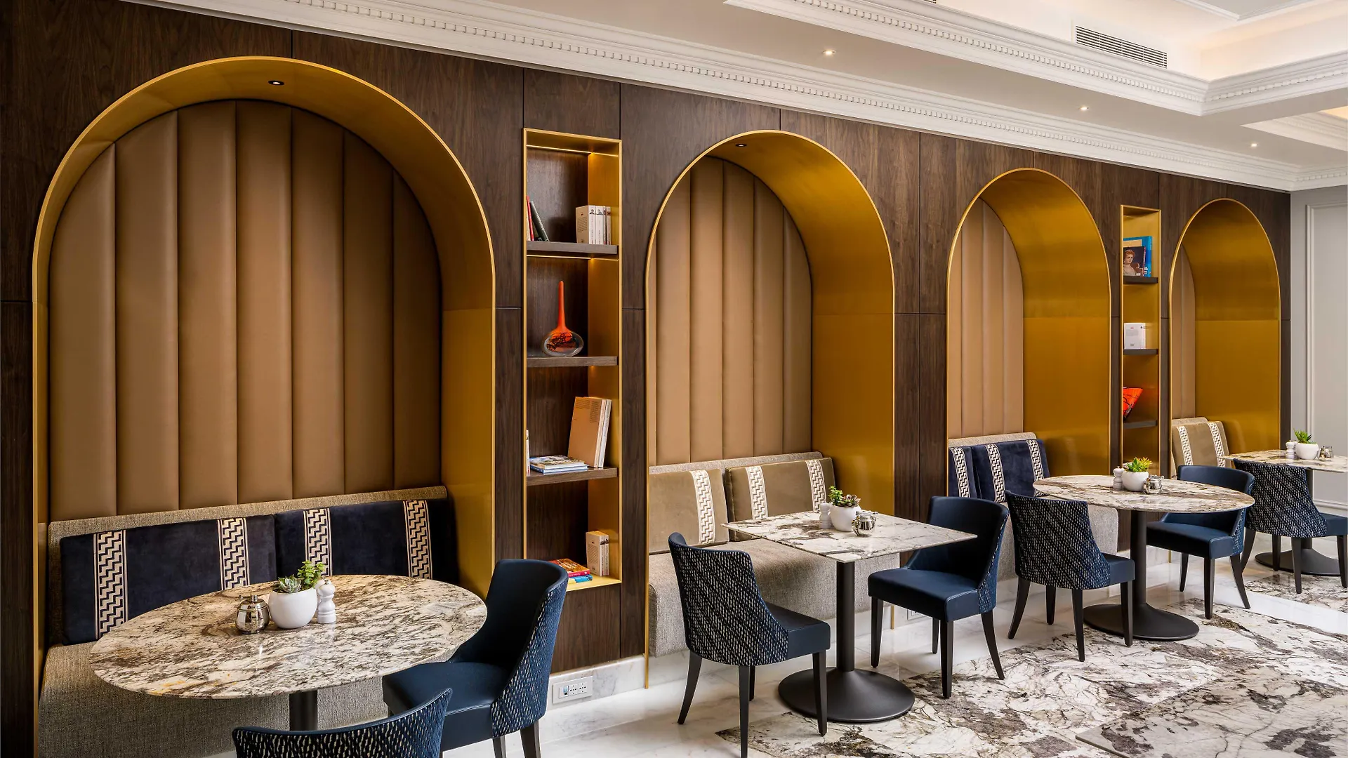 Intercontinental Athenee Palace Bucharest, An Ihg Hotel