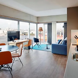 By Marriott Houthavens 4* Amsterdam