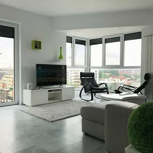 Luxury Westpark 2 With View Апартаменты
