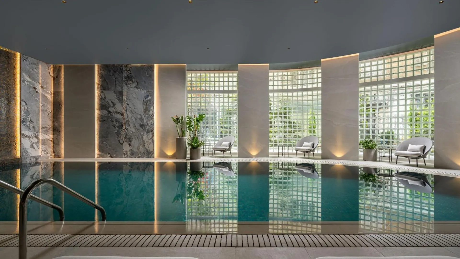 Intercontinental Athenee Palace Bucharest, An Ihg Hotel