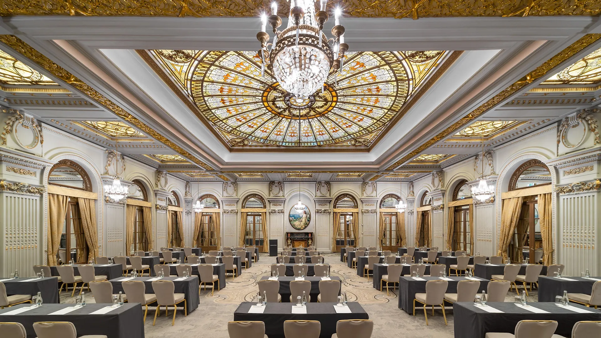 Intercontinental Athenee Palace Bucharest, An Ihg Hotel  Bukarest