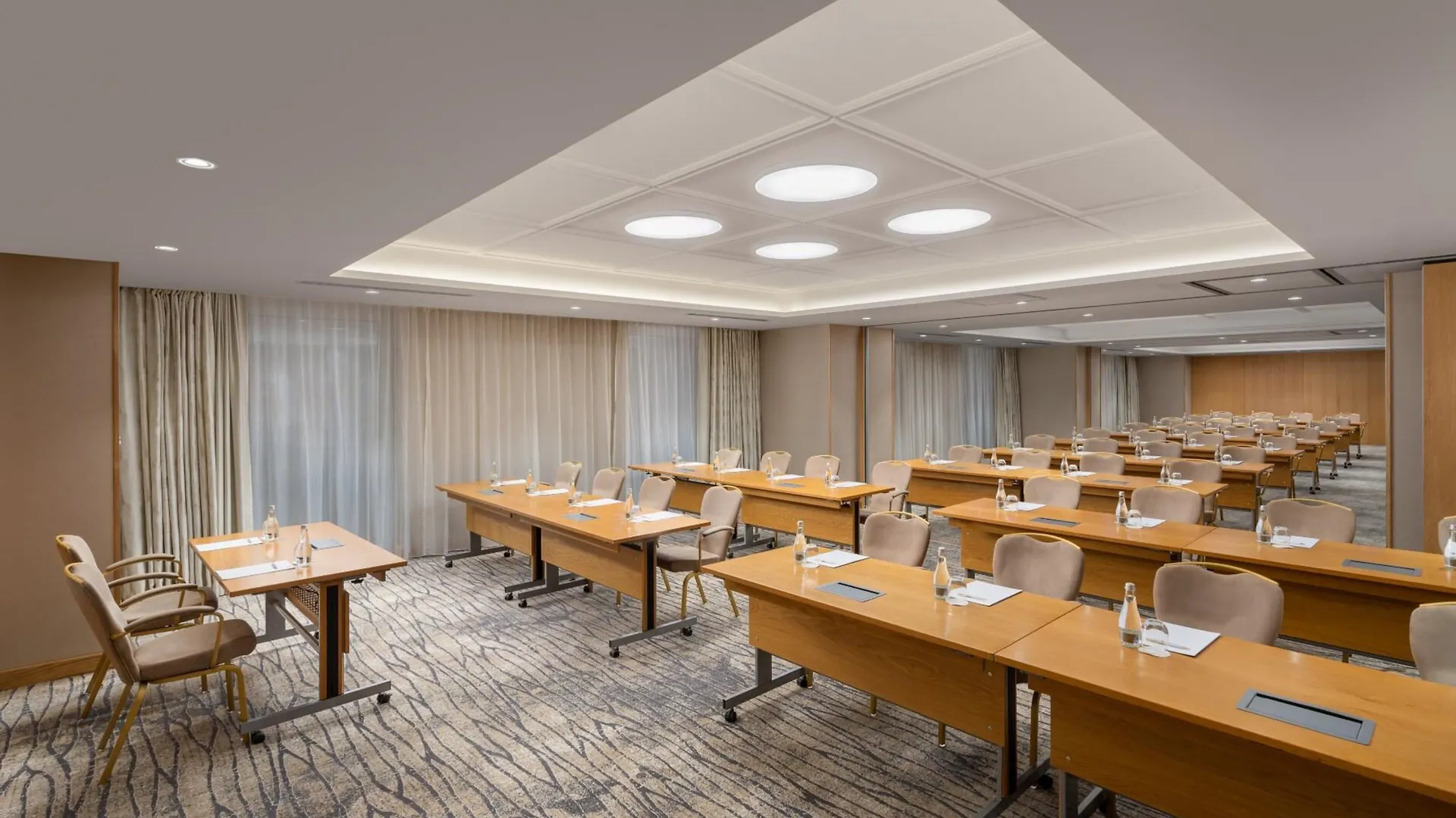 Intercontinental Athenee Palace Bucharest, An Ihg Hotel Bukarest