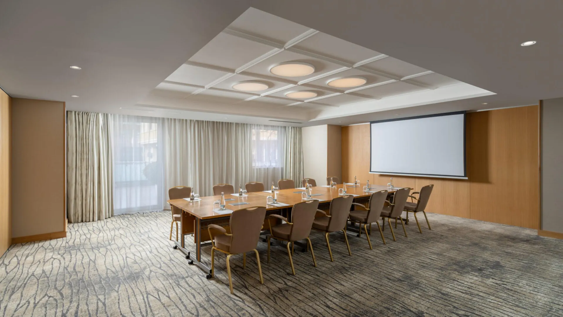 Intercontinental Athenee Palace Bucharest, An Ihg Hotel